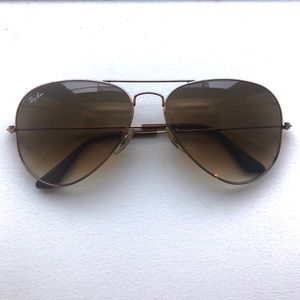 Ray-Ban Aviator Sunglasses RB3025